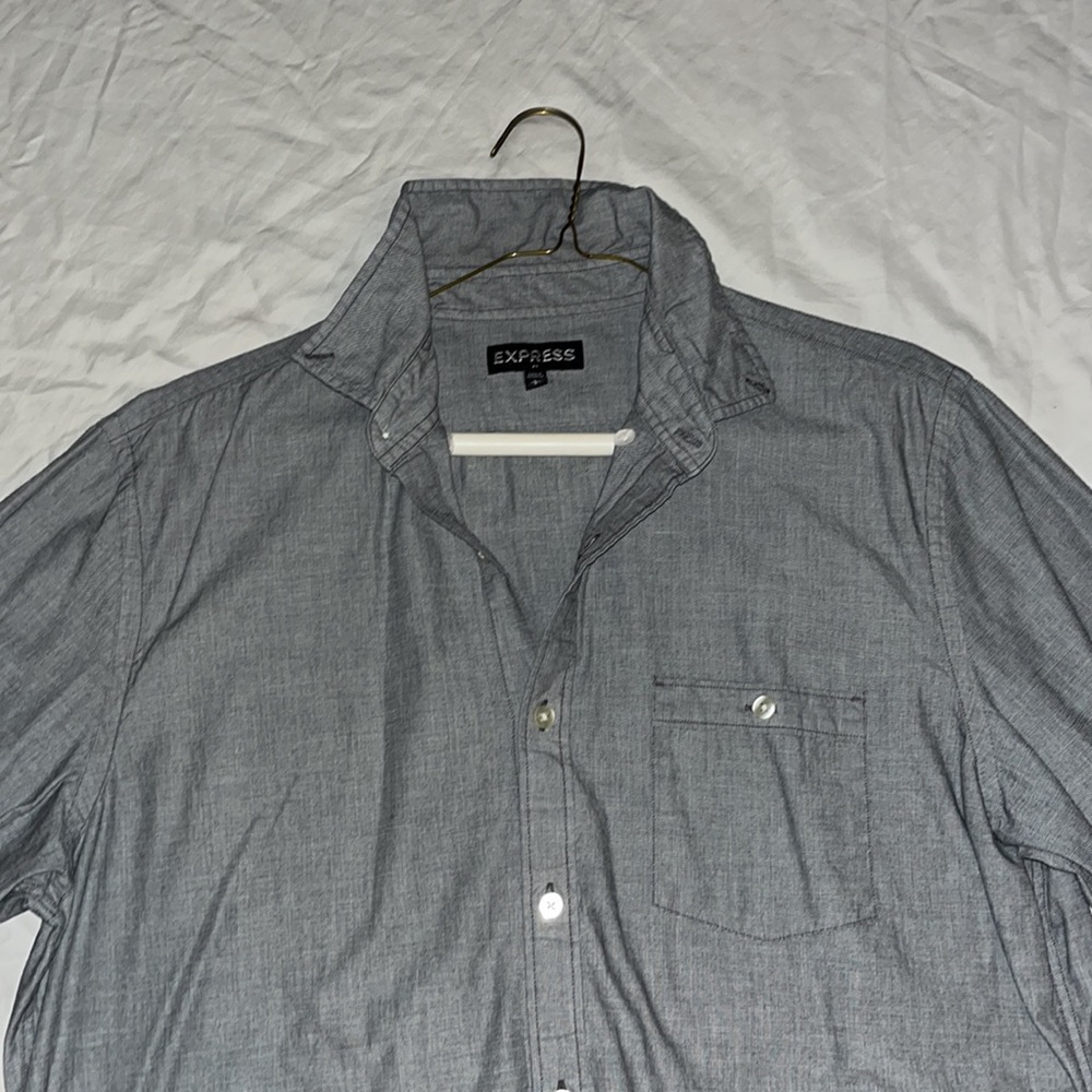 Express Men’s Button Down - Picture 4 of 4